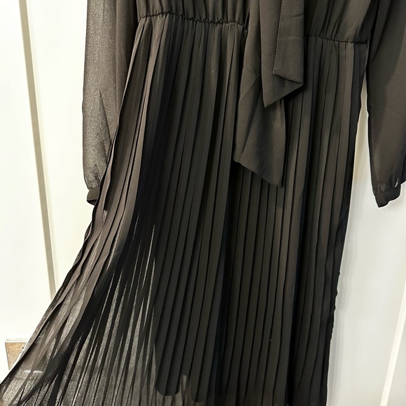 Black sheer dress with under slip - Picture 3 of 6